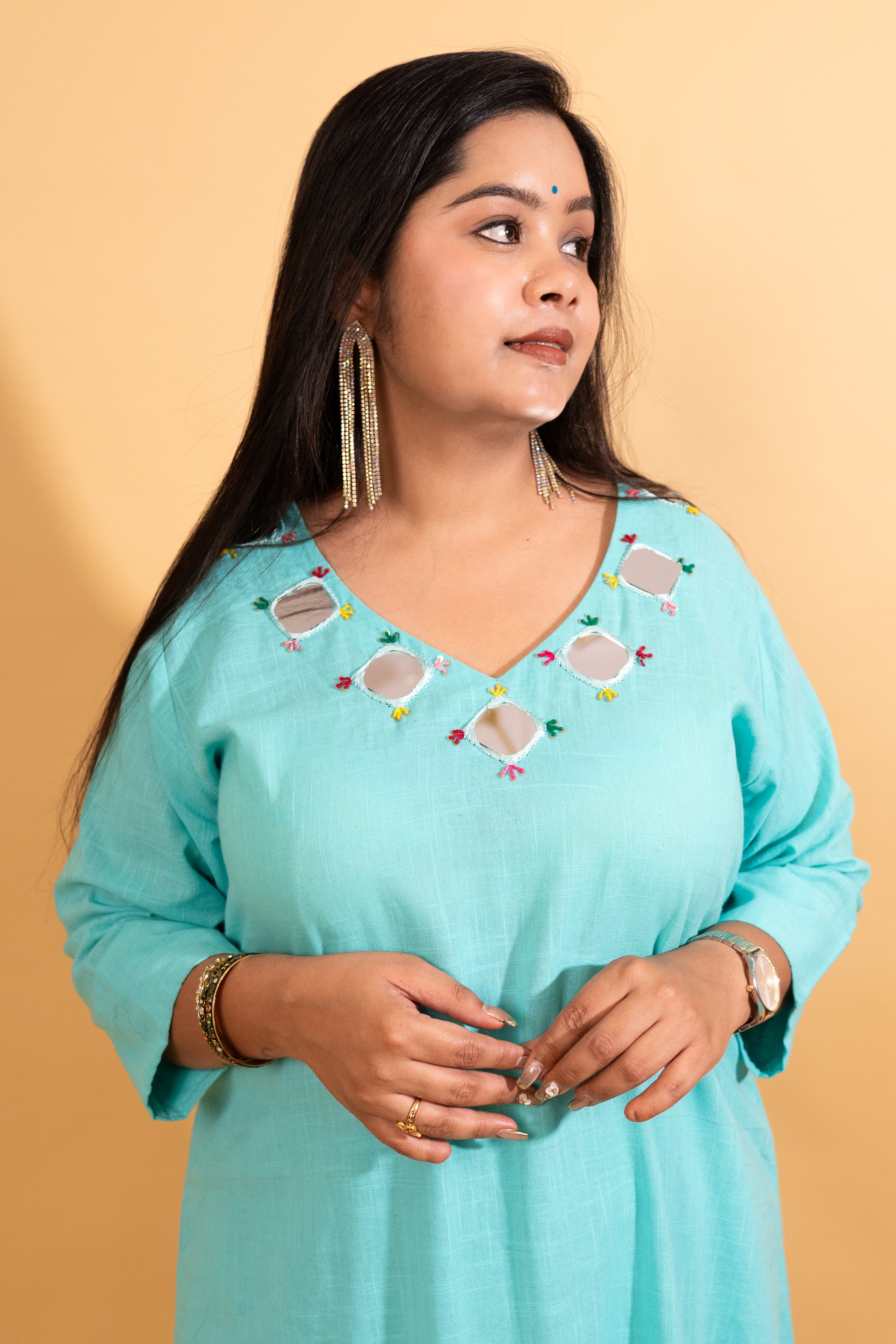 Noor- E- Aina Kurta Set