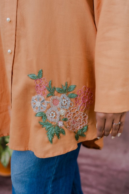 Long shirt with front and back embellishment