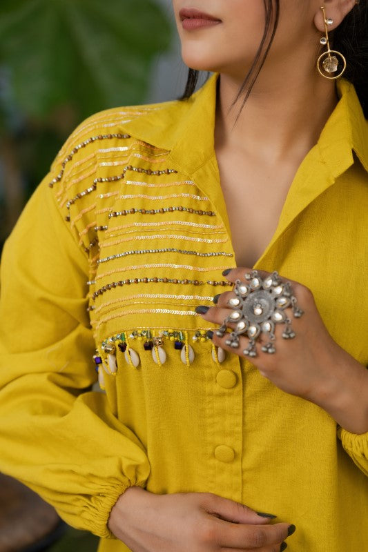 One shoulder embellished shirt