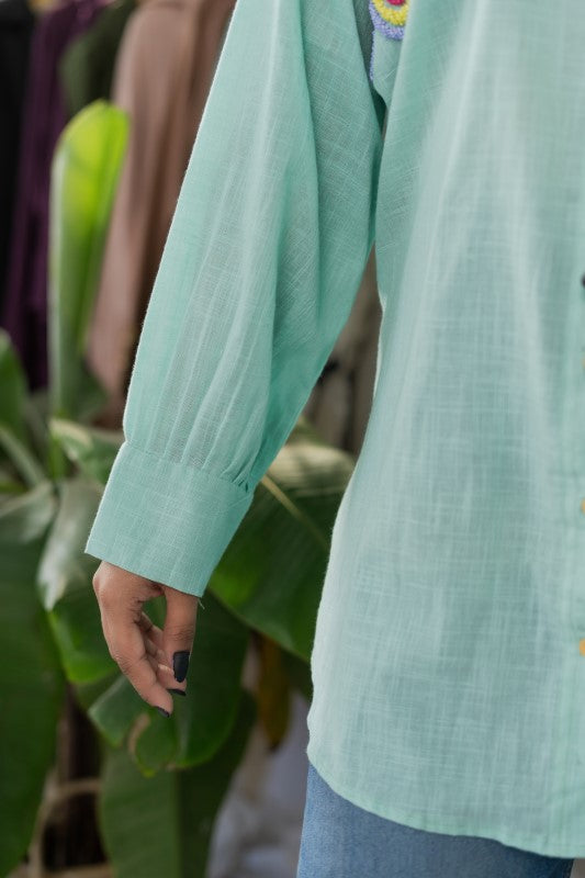 Wave detailing shirt